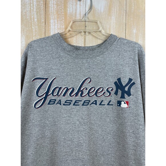 New York Yankees Baseball Majestic Diamond Collection Gray T-Shirt Size L - Picture 3 of 10